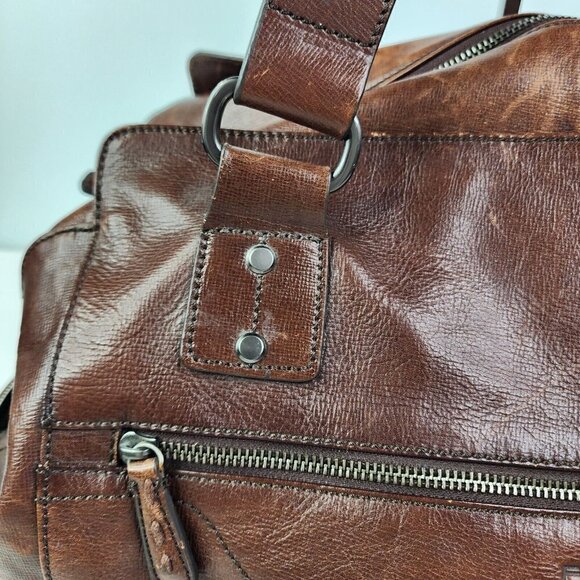 VTG Fossil Brand Brown Genuine leather distressed duffel Transit Carry on Flaw - Picture 3 of 14